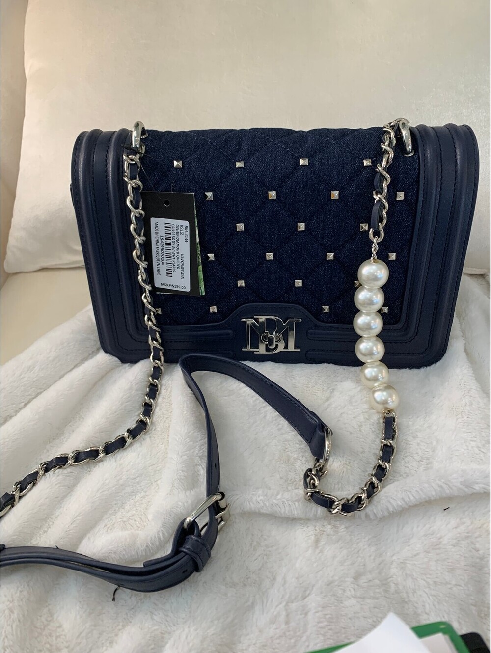 Luxurious Quilted Navy Blue Shoulder Bag with Pearl Chain